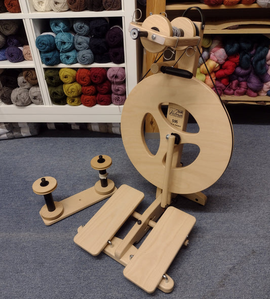Louet Victoria S95 Spinning Wheel
