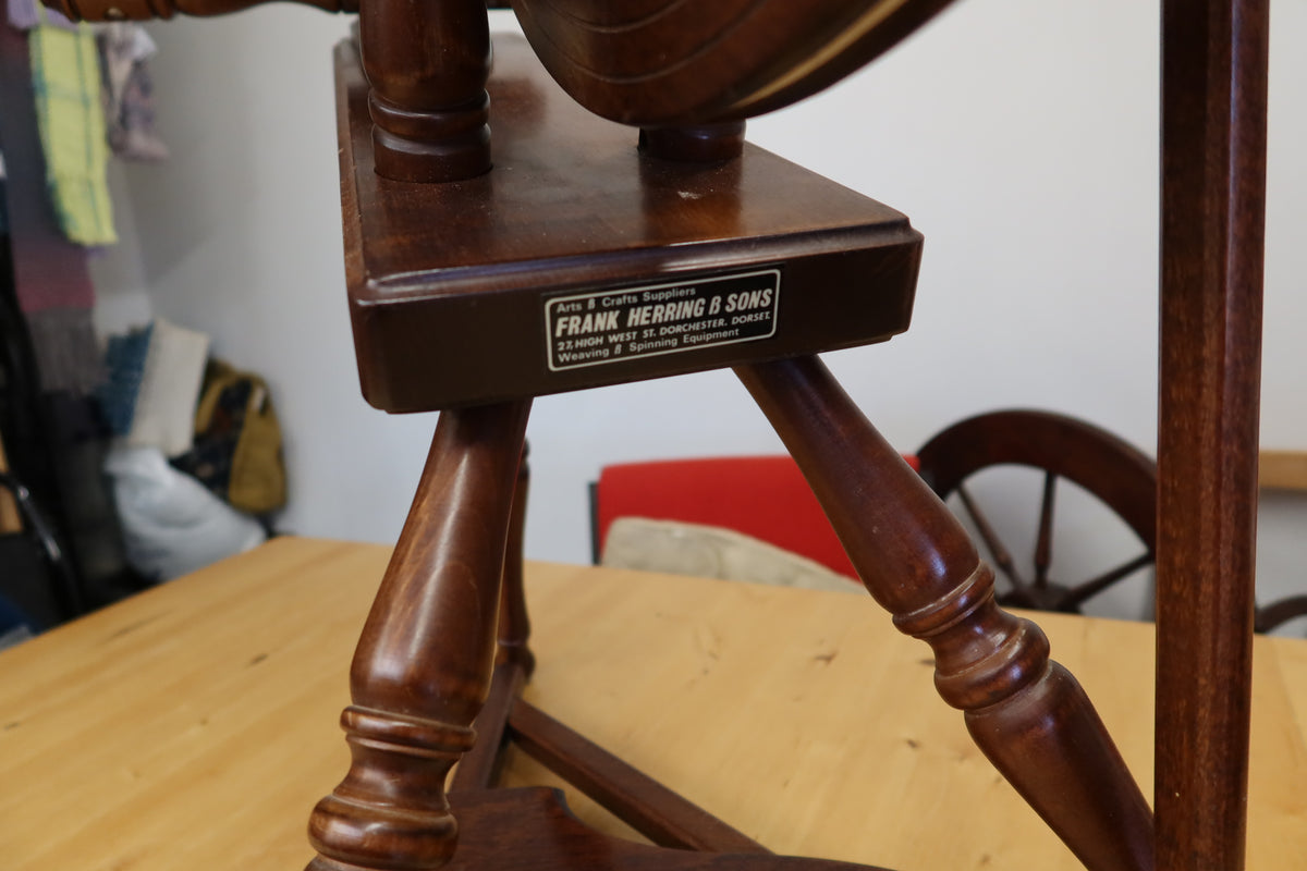 Ashford Elizabeth Spinning Wheel - Dark - Pre-Loved