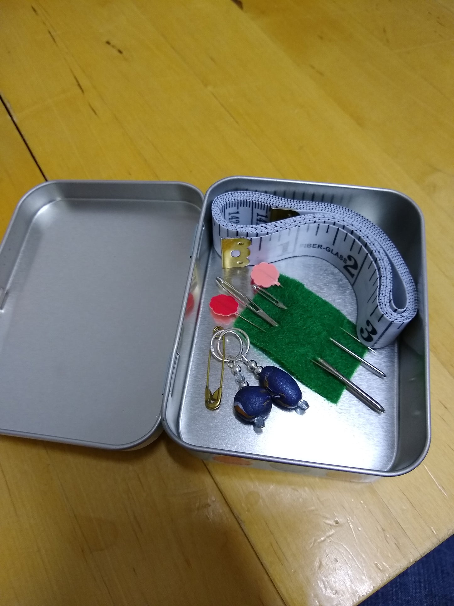 Knitters Notions Tin